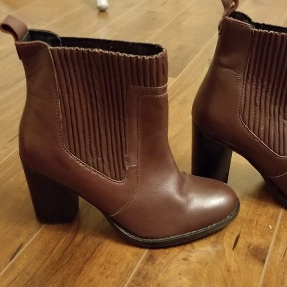 NWOT 🇬🇧 Dune Heeled Ankle Boots - Picture 1 of 6